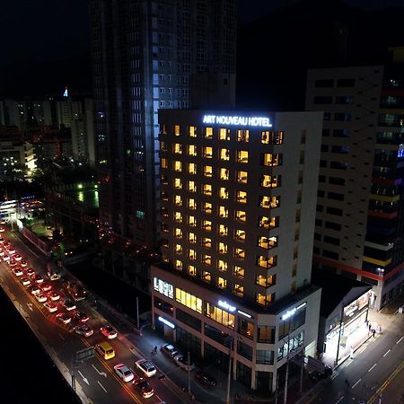 Geoje Artnouveau Suite Hotel Eksteriør bilde