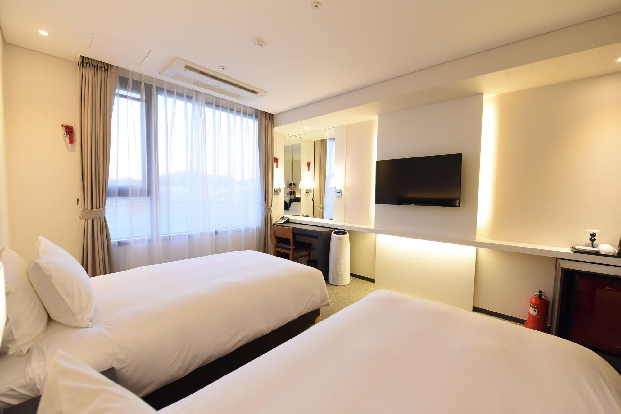 Geoje Artnouveau Suite Hotel Eksteriør bilde