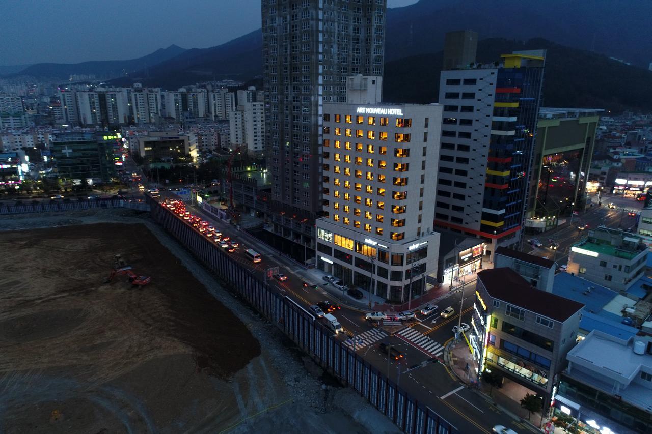 Geoje Artnouveau Suite Hotel Eksteriør bilde
