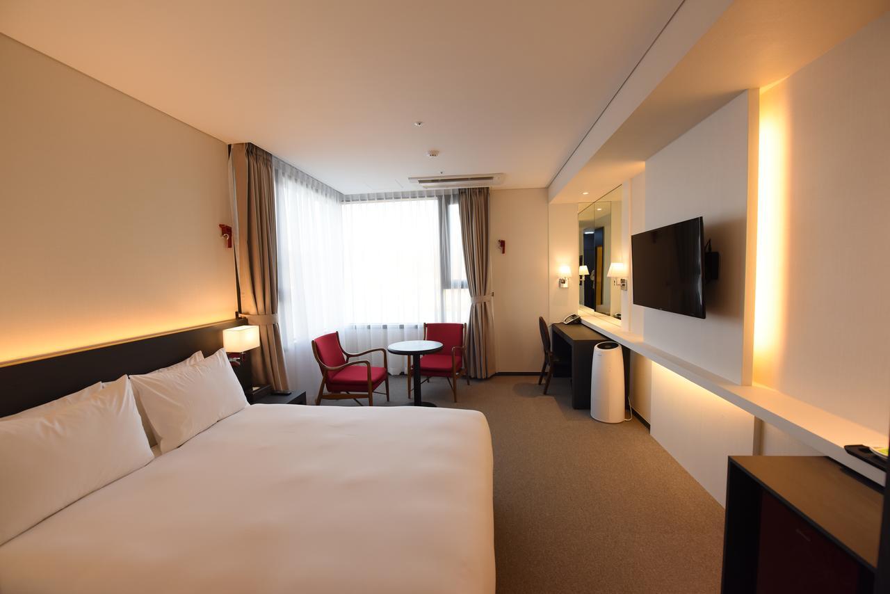 Geoje Artnouveau Suite Hotel Eksteriør bilde