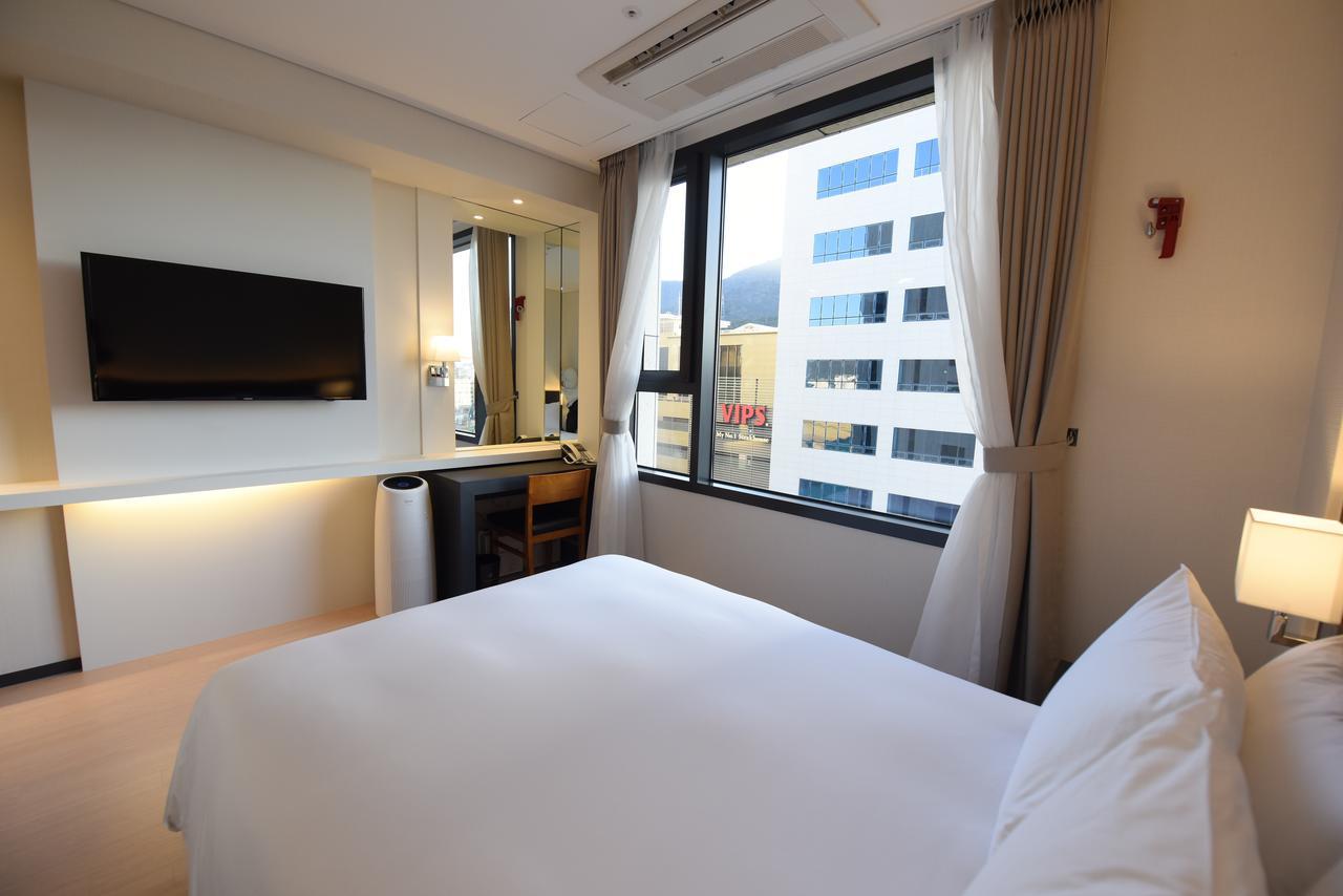 Geoje Artnouveau Suite Hotel Eksteriør bilde