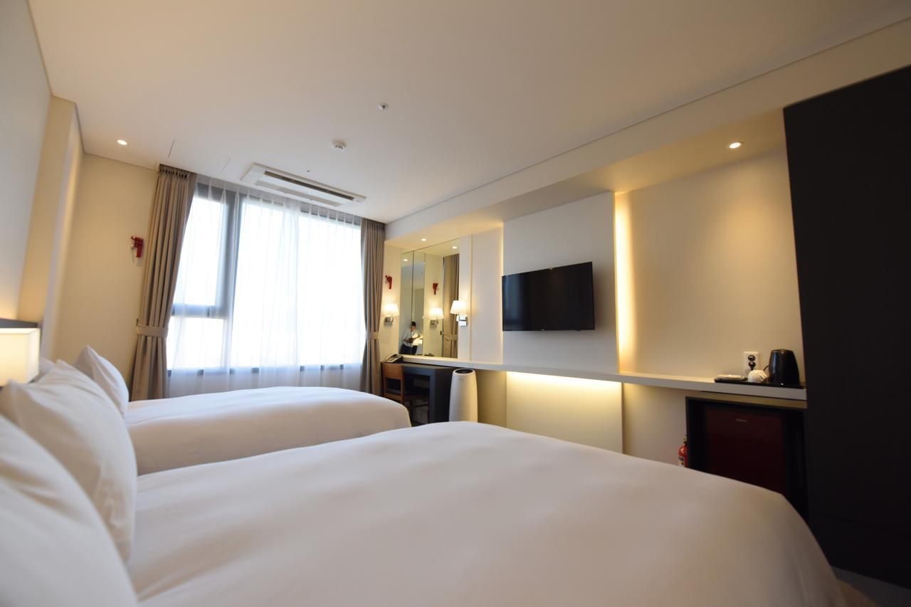 Geoje Artnouveau Suite Hotel Eksteriør bilde