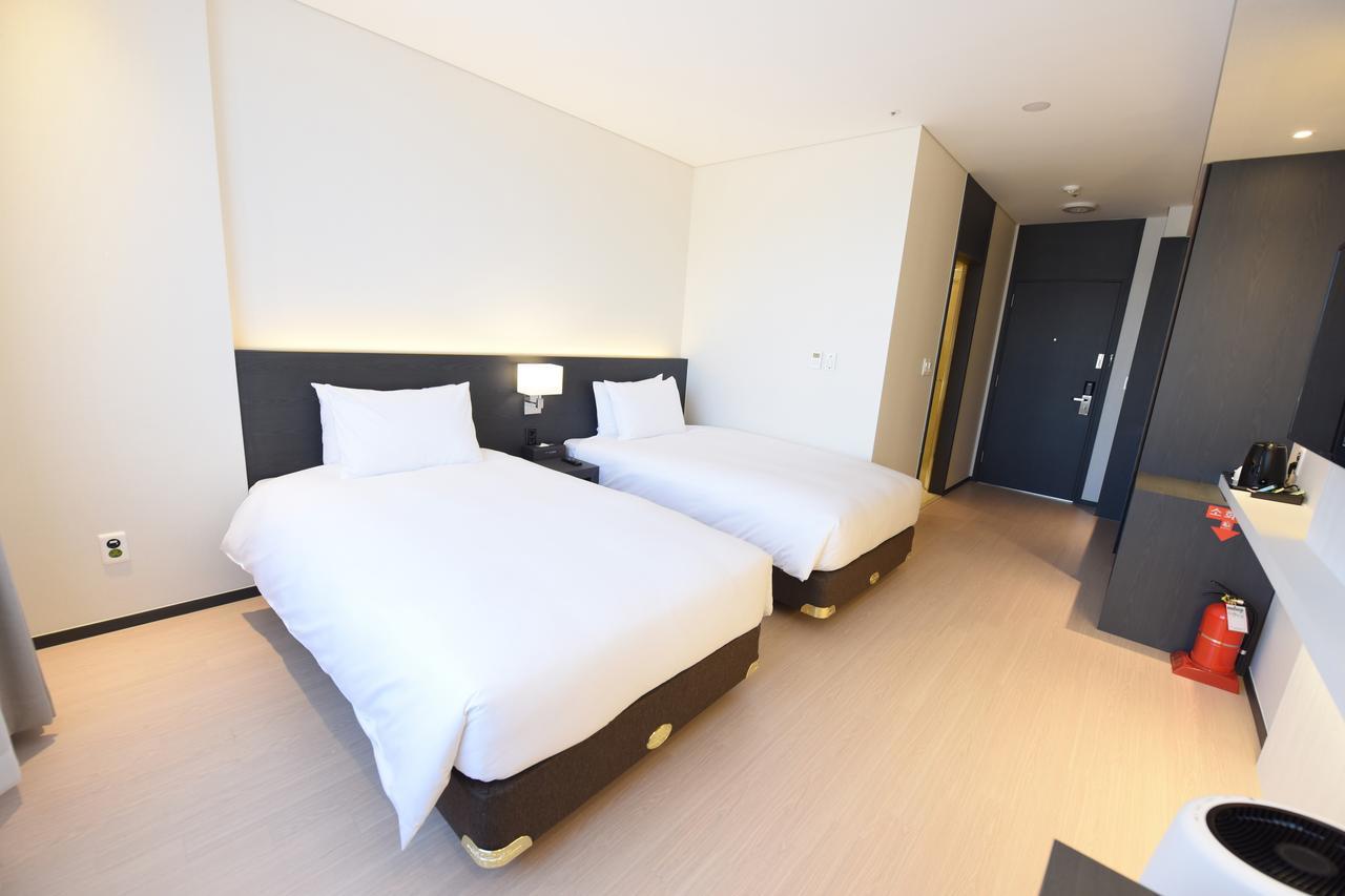 Geoje Artnouveau Suite Hotel Eksteriør bilde