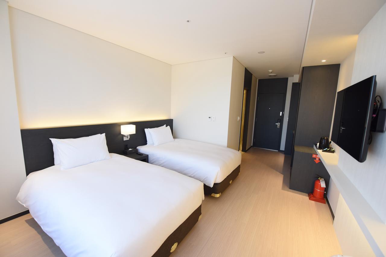 Geoje Artnouveau Suite Hotel Eksteriør bilde