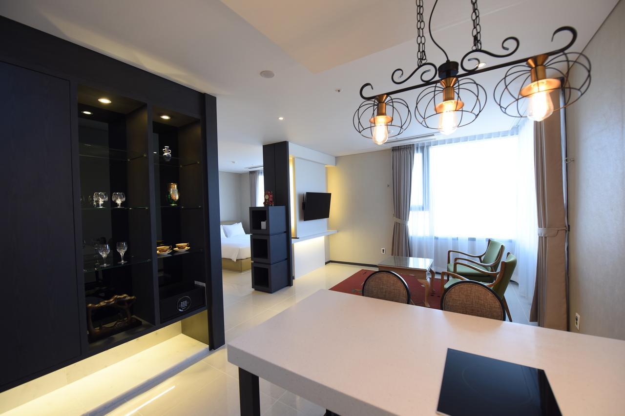 Geoje Artnouveau Suite Hotel Eksteriør bilde