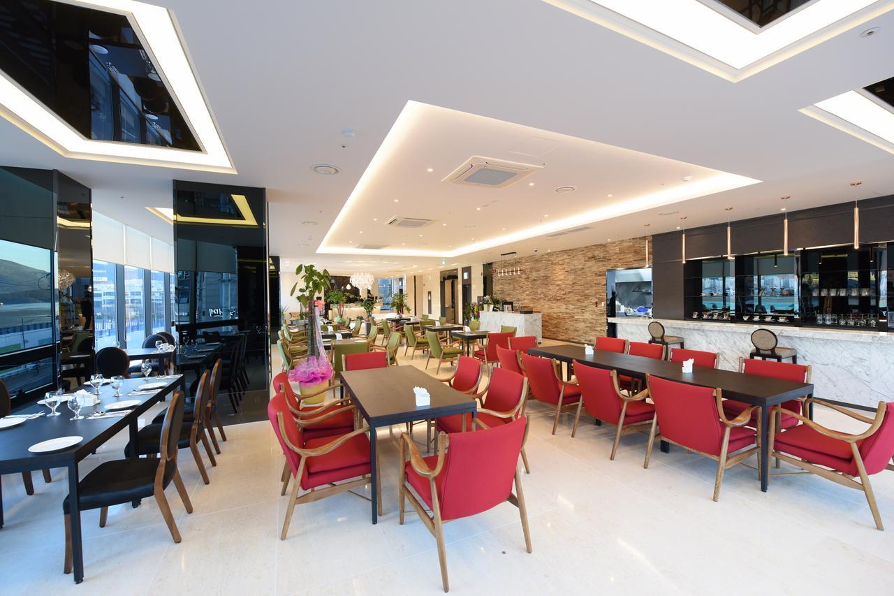 Geoje Artnouveau Suite Hotel Eksteriør bilde